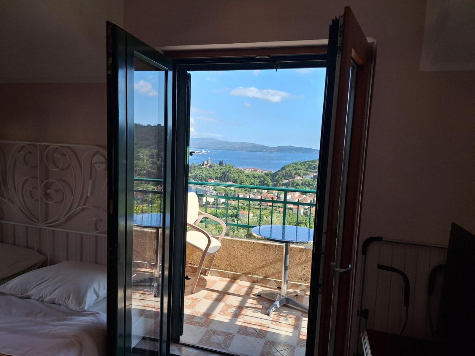 Holiday Home Sunny Hill 카메나리 외부 사진